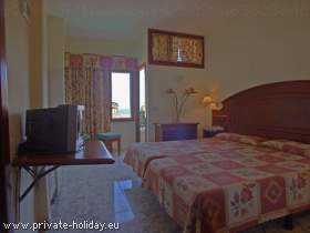 Apartment On The Plaza Charco