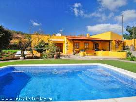 Holiday house with ocean view