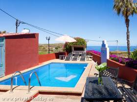 Farmhouse Apartment With Pool