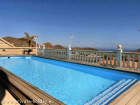 Apartment with pool in Chayofa